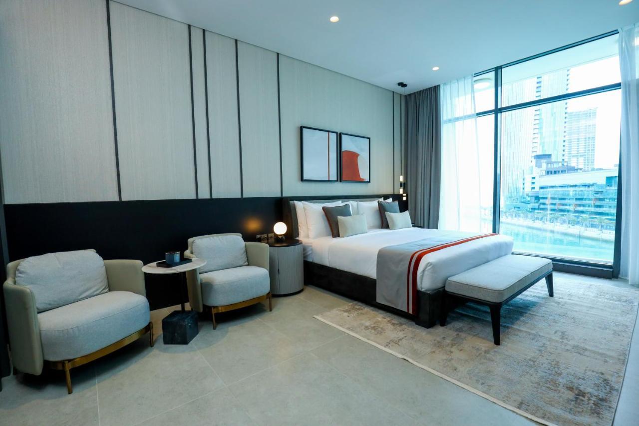 Charthouse Bahrain Hotel Manama Exterior foto A bedroom at the hotel