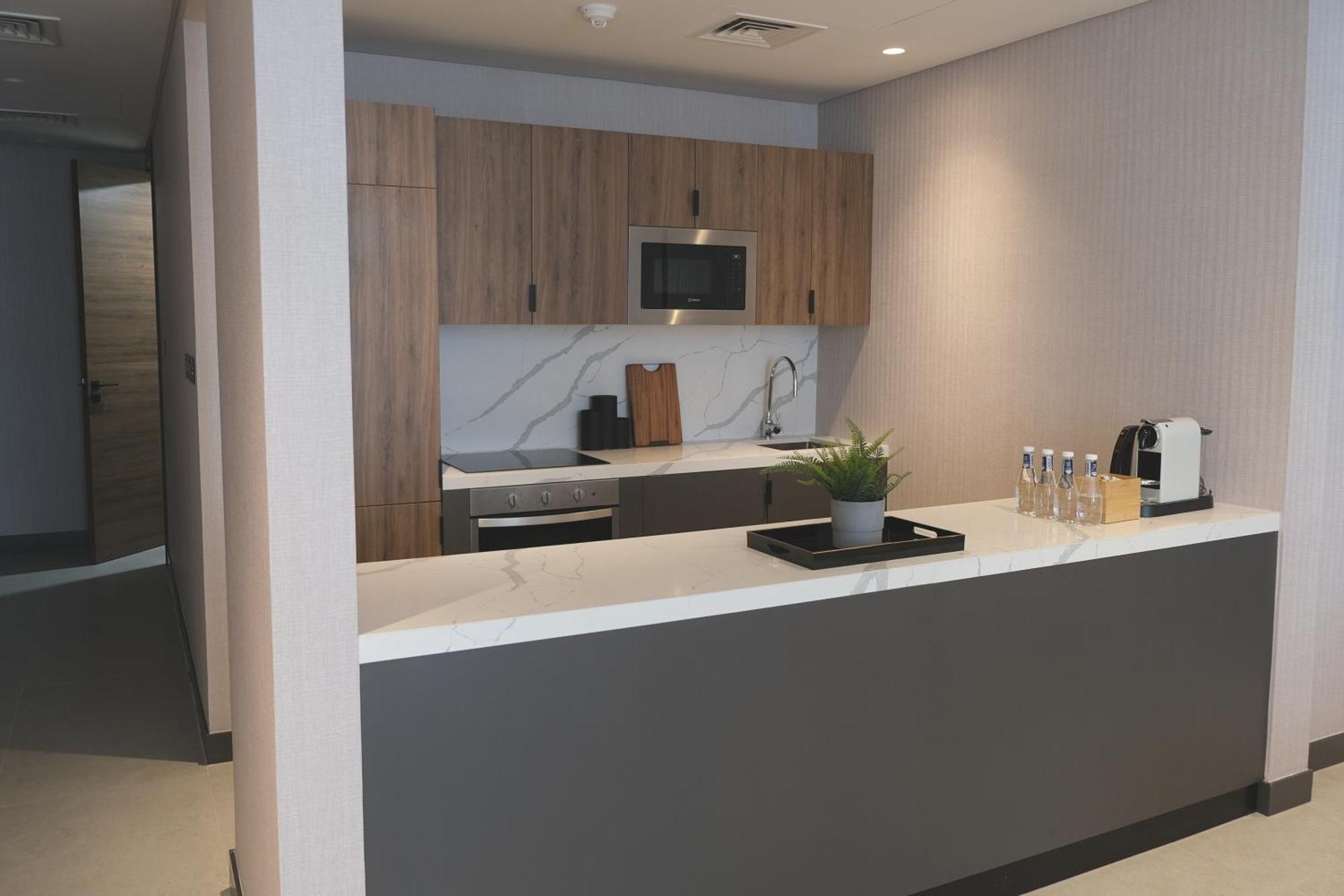 Charthouse Bahrain Hotel Manama Exterior foto Kitchen